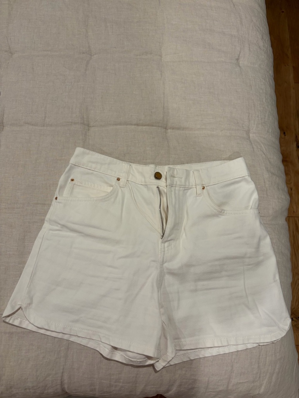 Massimo Dutti White High-Waist Denim Shorts